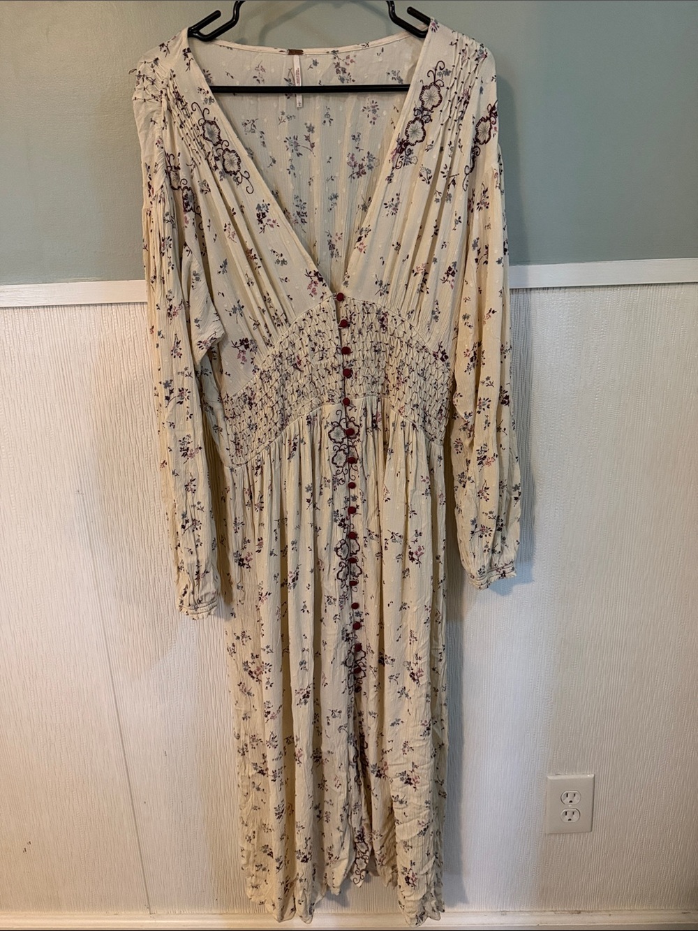 Free people -Cream Floral Long-Sleeve Midi Dress